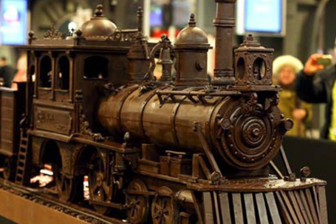 34-метров влак от шоколад направиха в Белгия