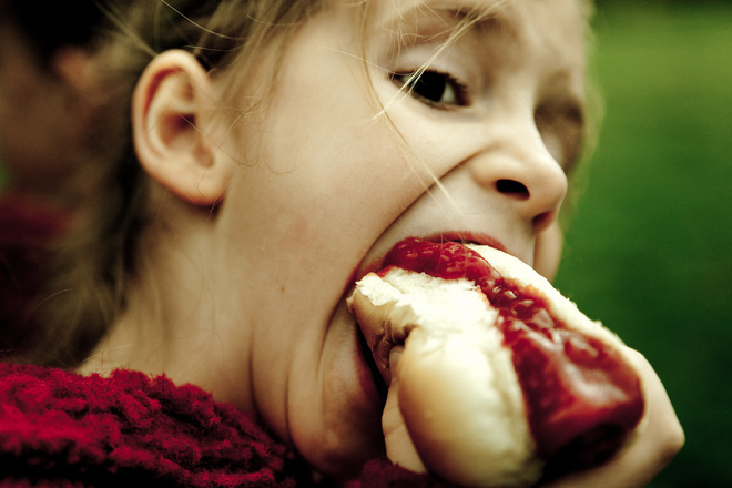 Детските менюта – „калорийна бомба“ за нашите деца