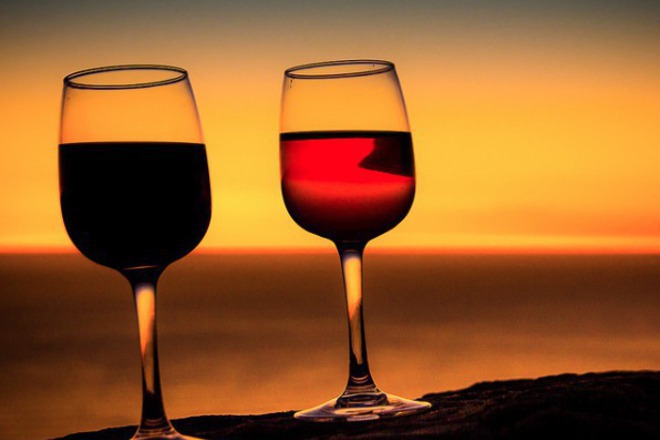 Червеното вино - полезно за зрението