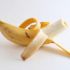5 неочаквани и полезни приложения на банановата кора