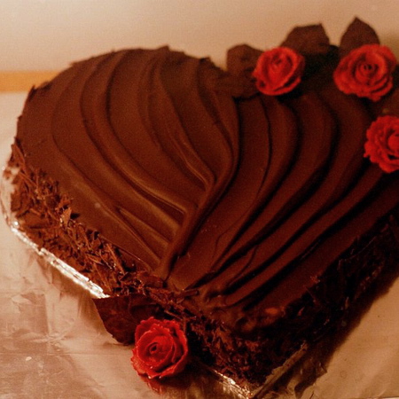 Large shokoladova torta za sveti valentin