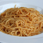 Medium spageti s maslo i kashkaval