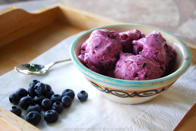 Домашен боровинков сладолед
