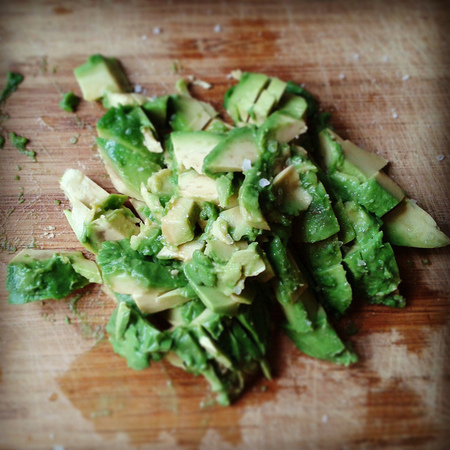 Large salata avokado