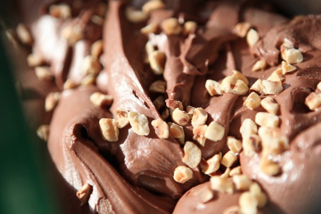 Шоколадов сладолед с фъстъци