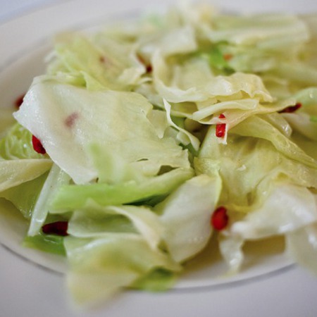 Large apetitna salata ot aysberg