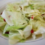 Medium apetitna salata ot aysberg