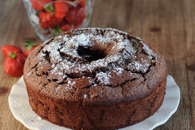 Шоколадов кекс с бадемово брашно