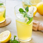 Лимонада с мед и агаве