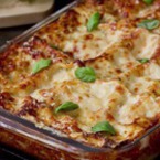 Medium lazanya s pileshko