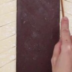 Medium shokoladov buter desert